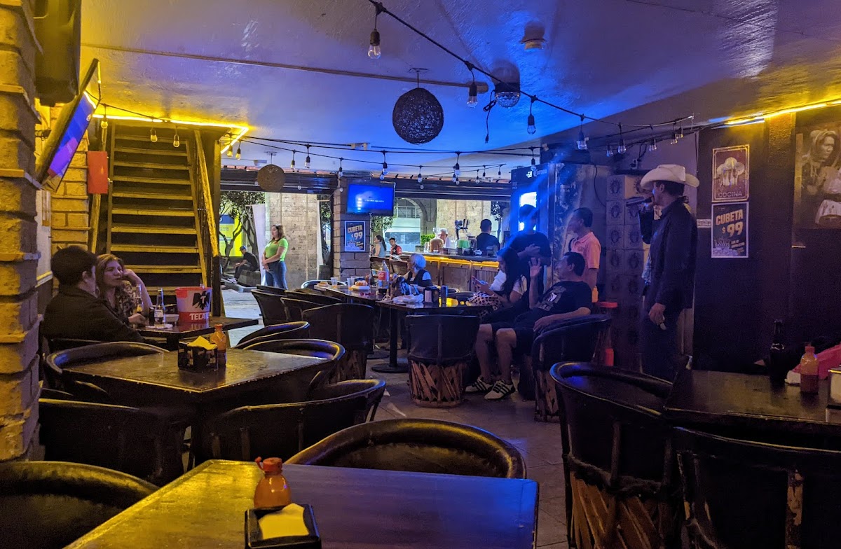 Salón Cantina Bar La Tertulia Gdl